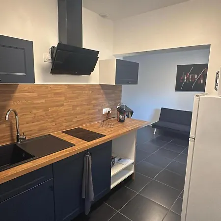 Calme Entre Terre Et